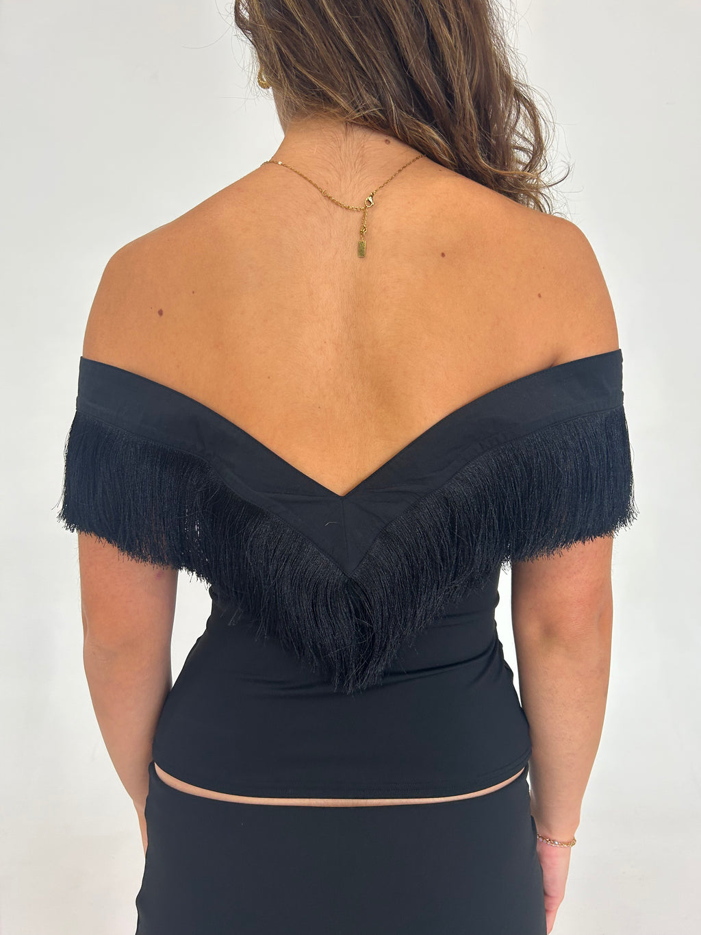 Luna V-neck